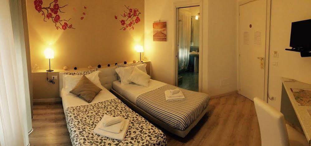 Domus Italiana Hotel Róma Kültér fotó