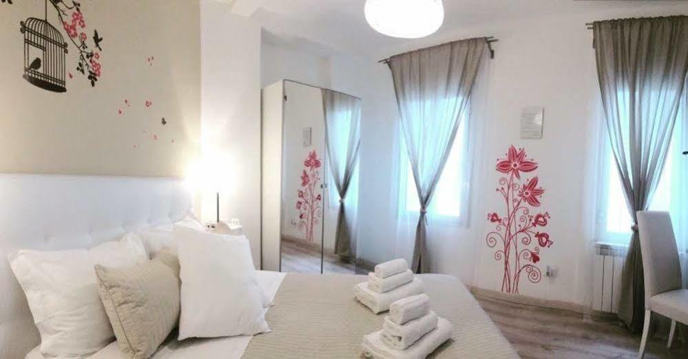 Domus Italiana Hotel Róma Kültér fotó