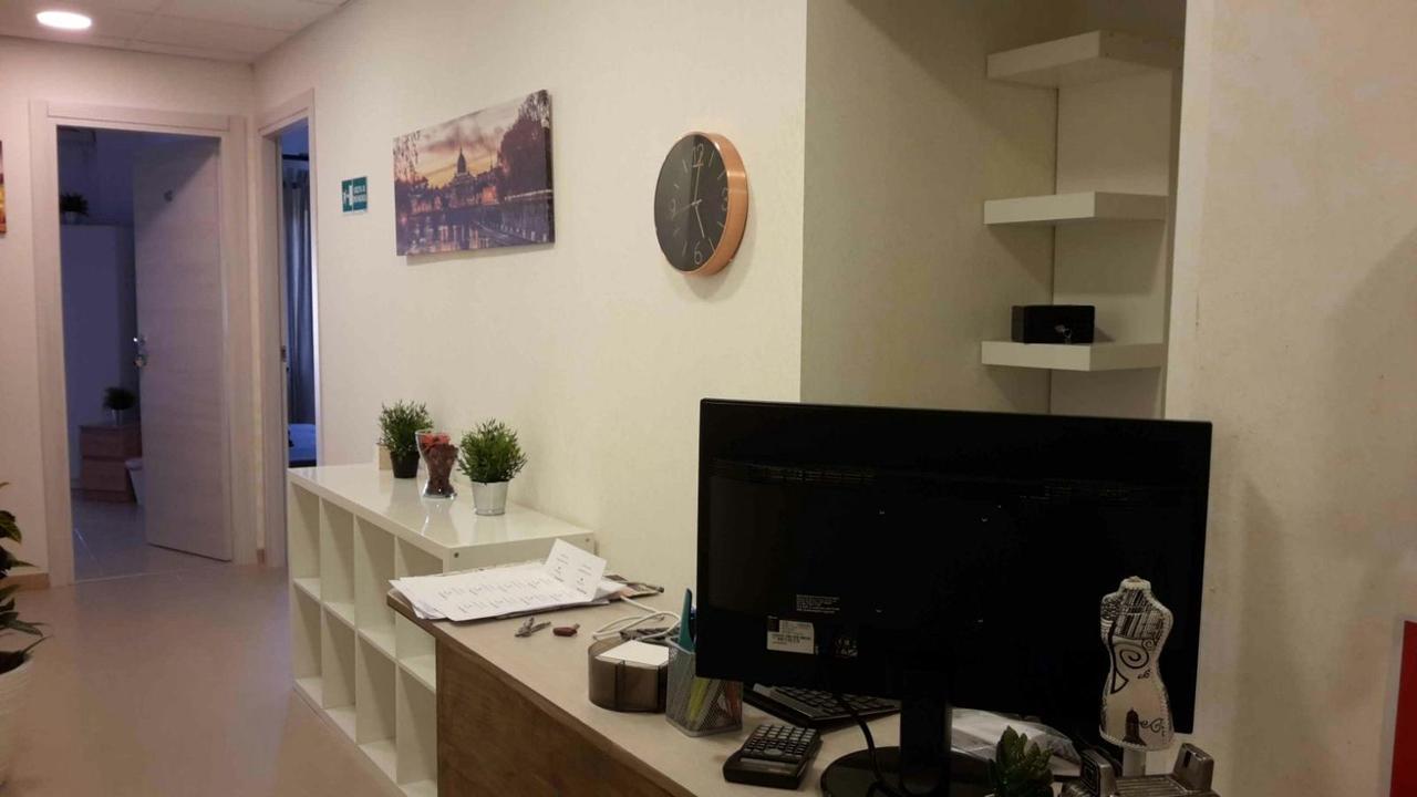 Domus Italiana Hotel Róma Kültér fotó