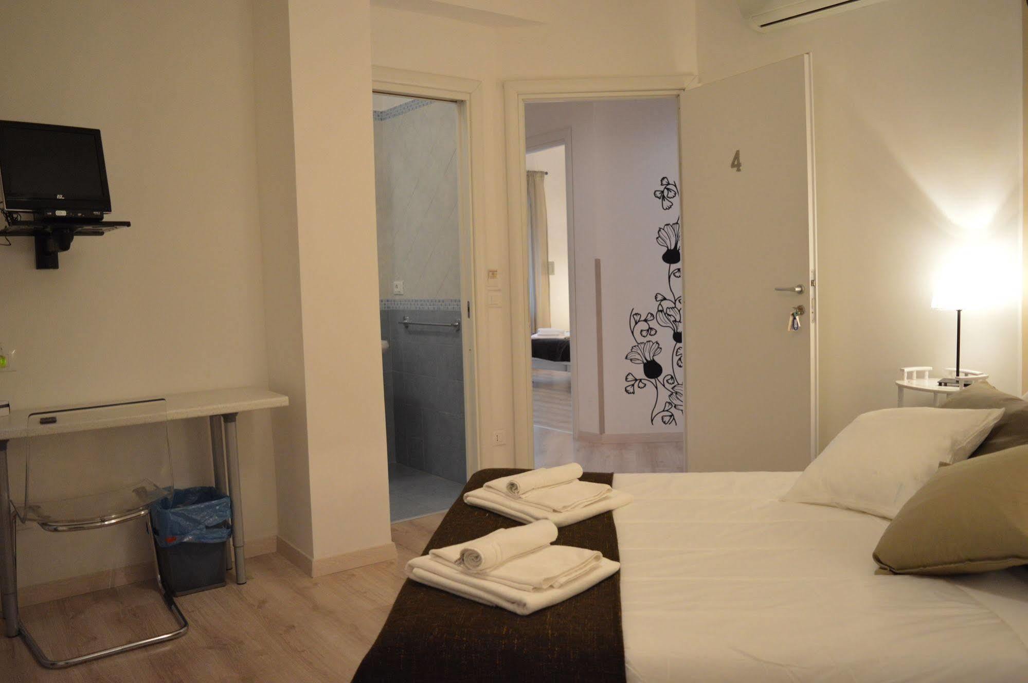 Domus Italiana Hotel Róma Kültér fotó