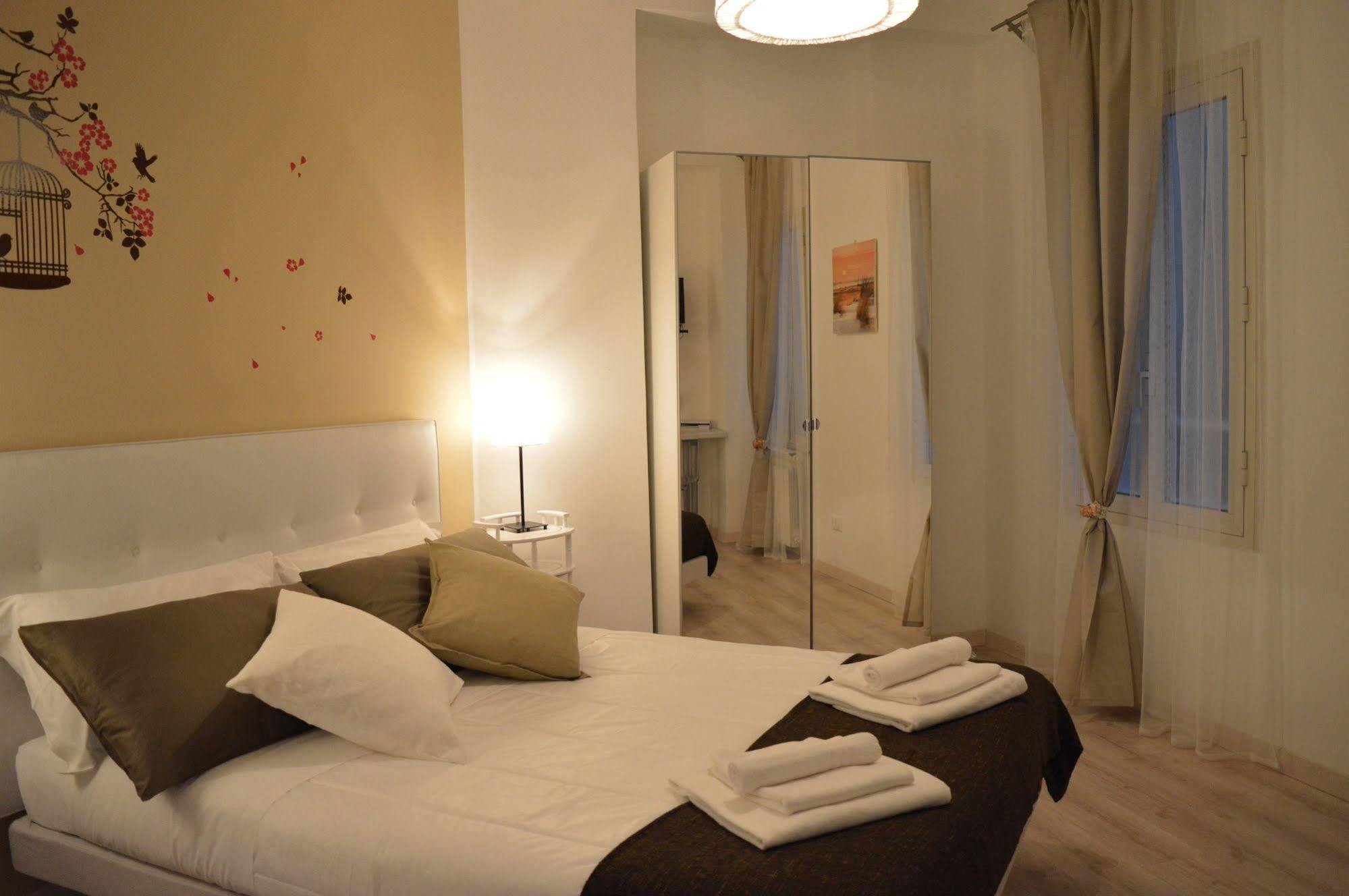 Domus Italiana Hotel Róma Kültér fotó