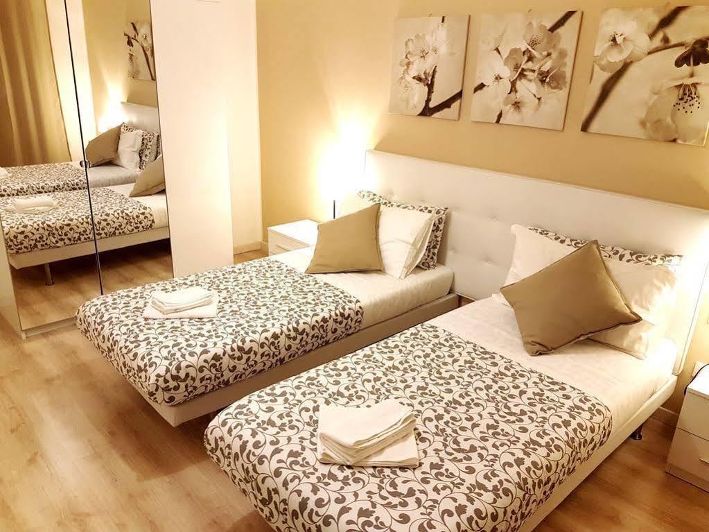 Domus Italiana Hotel Róma Kültér fotó
